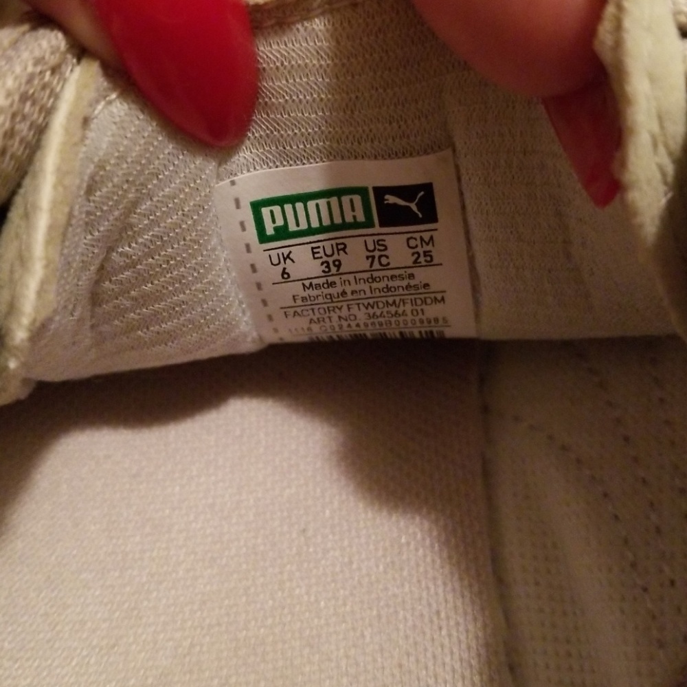 Puma suede shoes - Picture 3 of 8